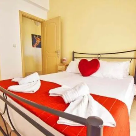 River House Апартаменты