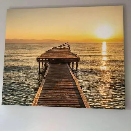 아파트 River House